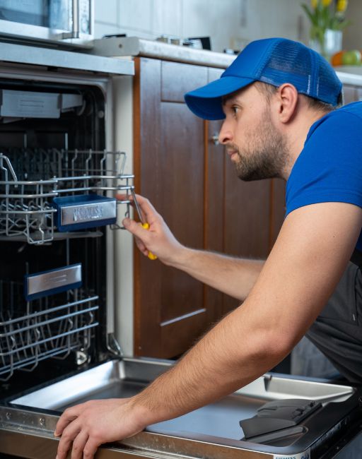 Bosch appliance repair service team in Mumbai